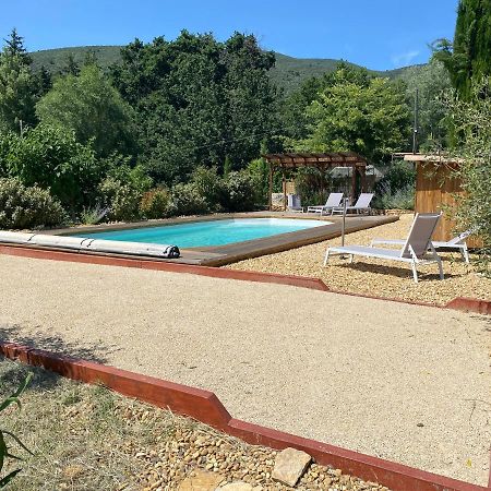 Les Oliviers Βίλα Vaugines Εξωτερικό φωτογραφία